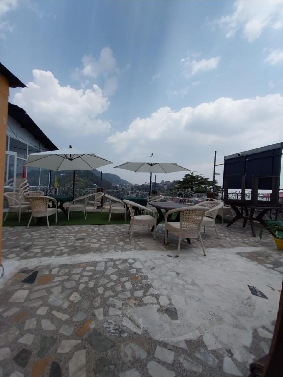 Hotel The Mussoorie International Exteriér fotografie