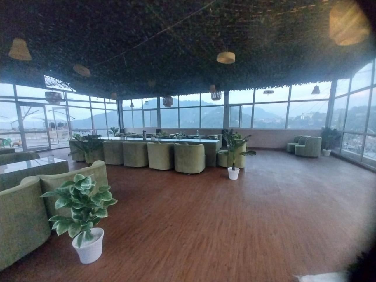 Hotel The Mussoorie International Exteriér fotografie
