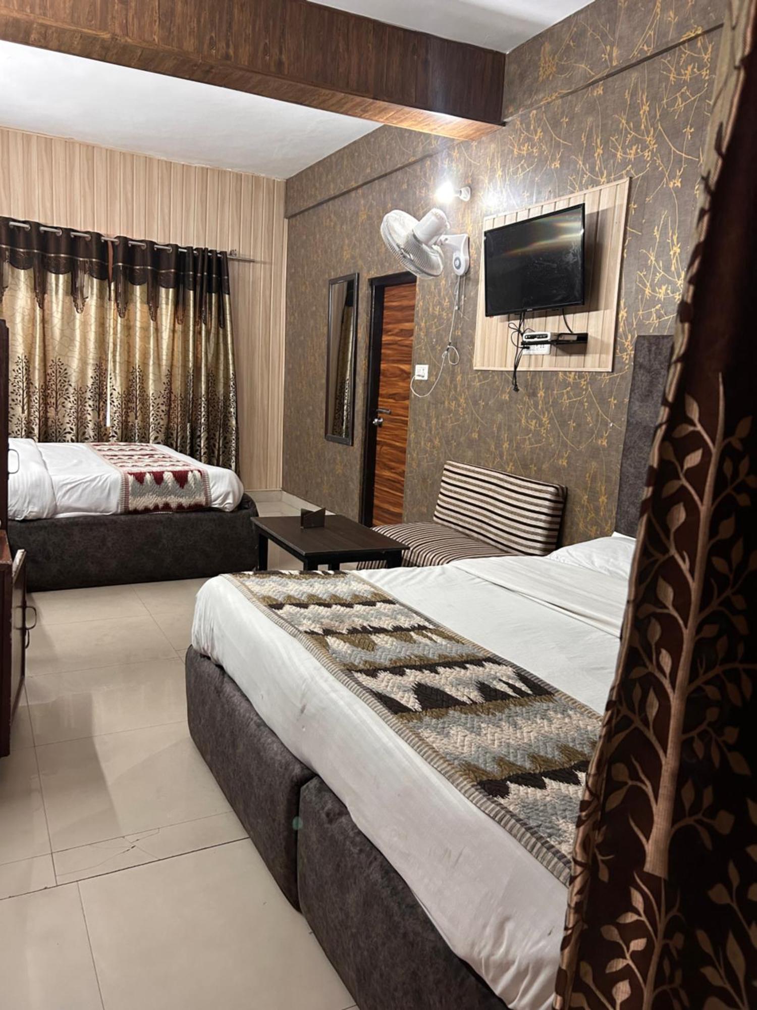 Hotel The Mussoorie International Exteriér fotografie
